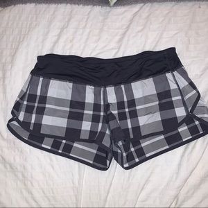 Lululemon speed shorts foxy plaid charcoal white